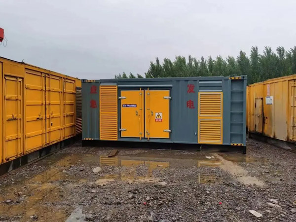 辰溪柴油发电机如何判断干式空气滤清器是否需要更换？